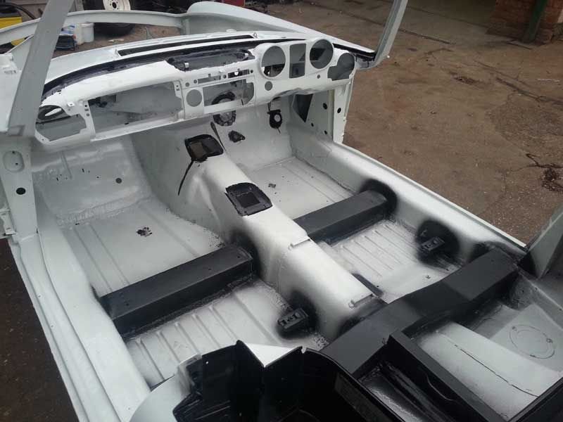 1966-Mercedes-Benz-230sl-Manual-10