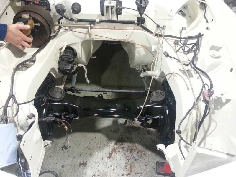 1966-Mercedes-Benz-230sl-Manual-17