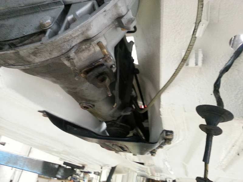 1966-Mercedes-Benz-230sl-Manual-21